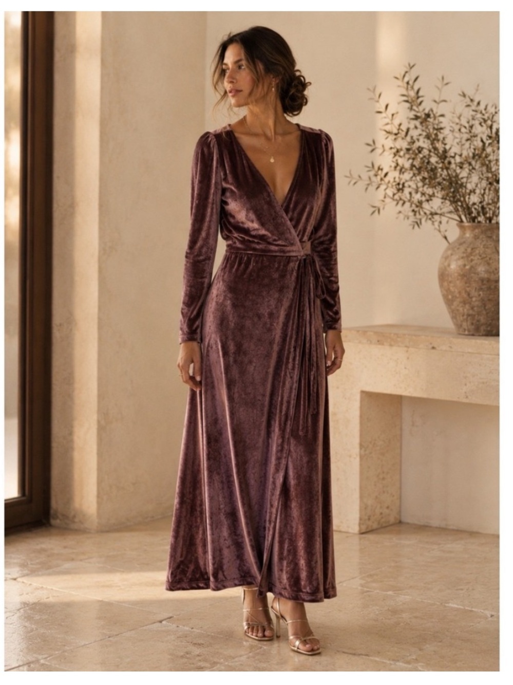 Baltic Born Esmeralda Dusty Plum Long Sleeve Velvet Maxi Dress size L